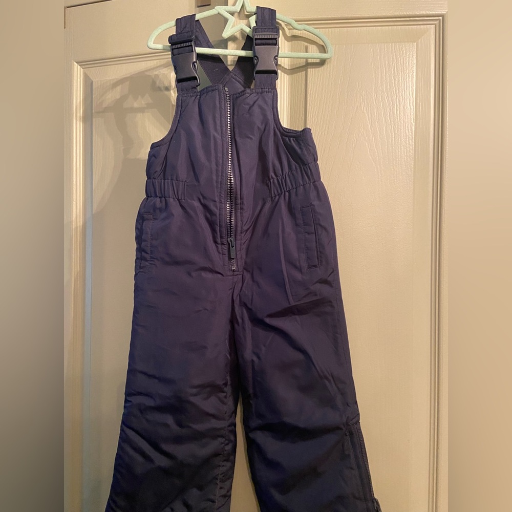 Gap Snow Pants Size 2. Great condition